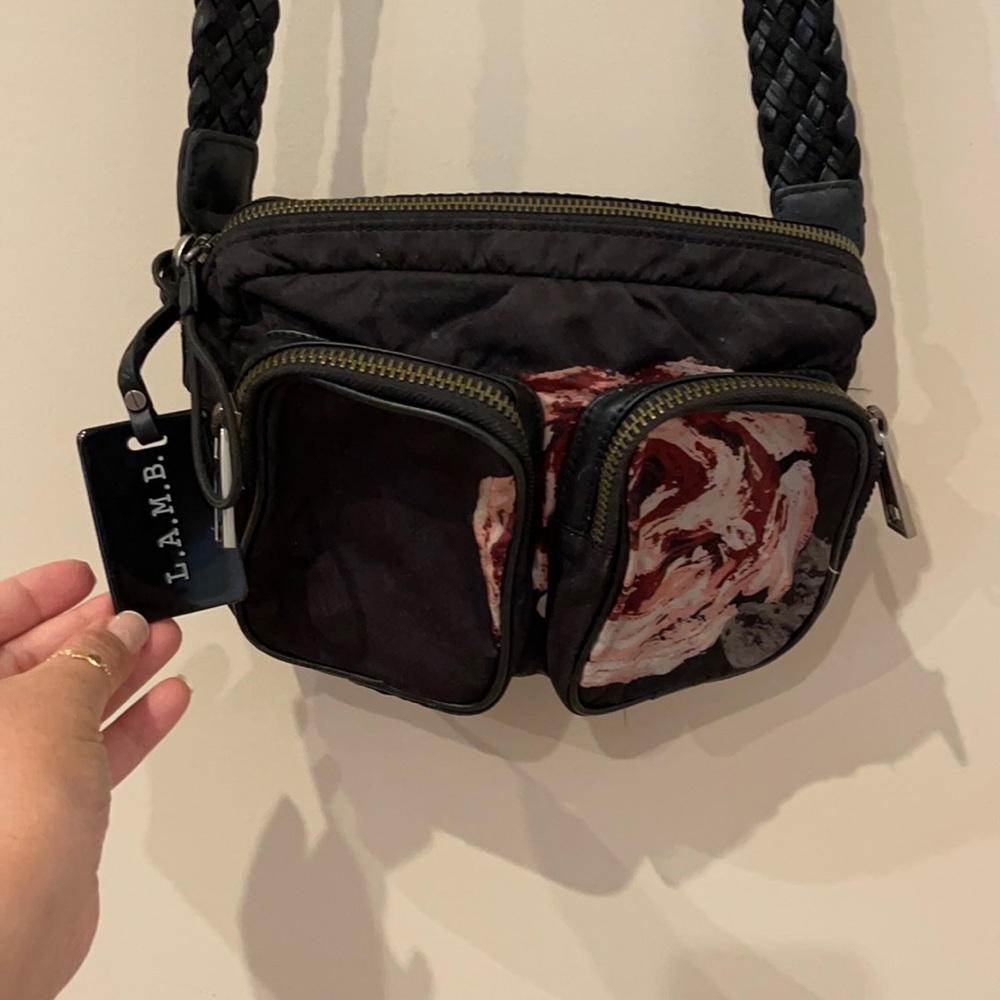 Lamp crossbody bag